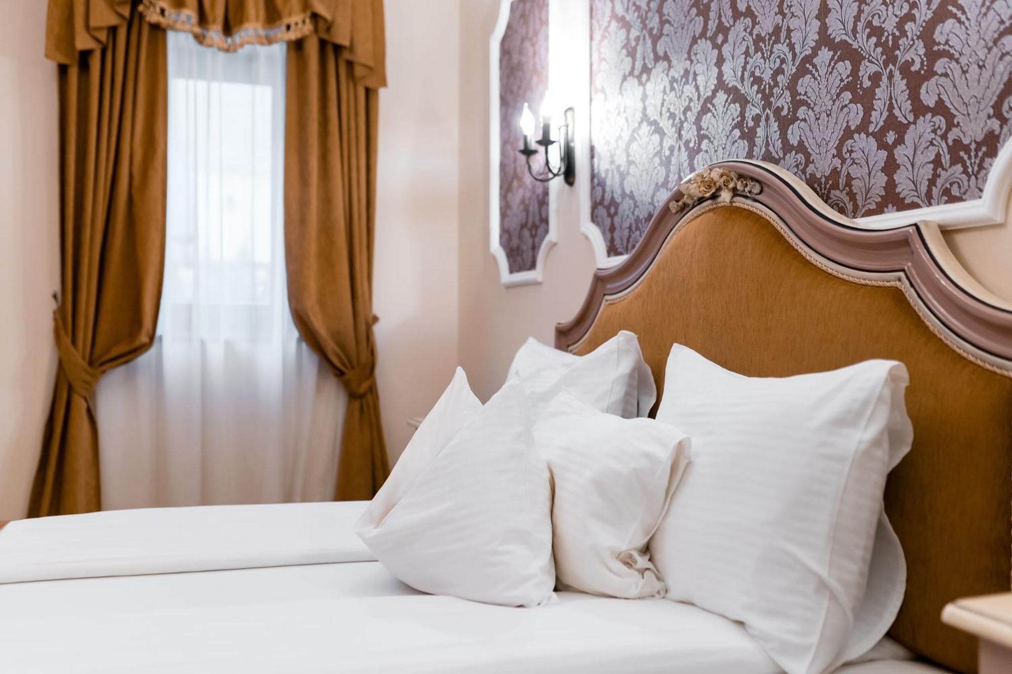 Rosen Villa Sibiu Buitenkant foto