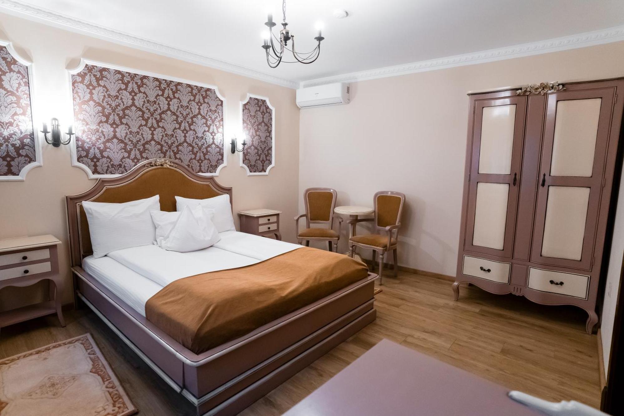 Rosen Villa Sibiu Buitenkant foto