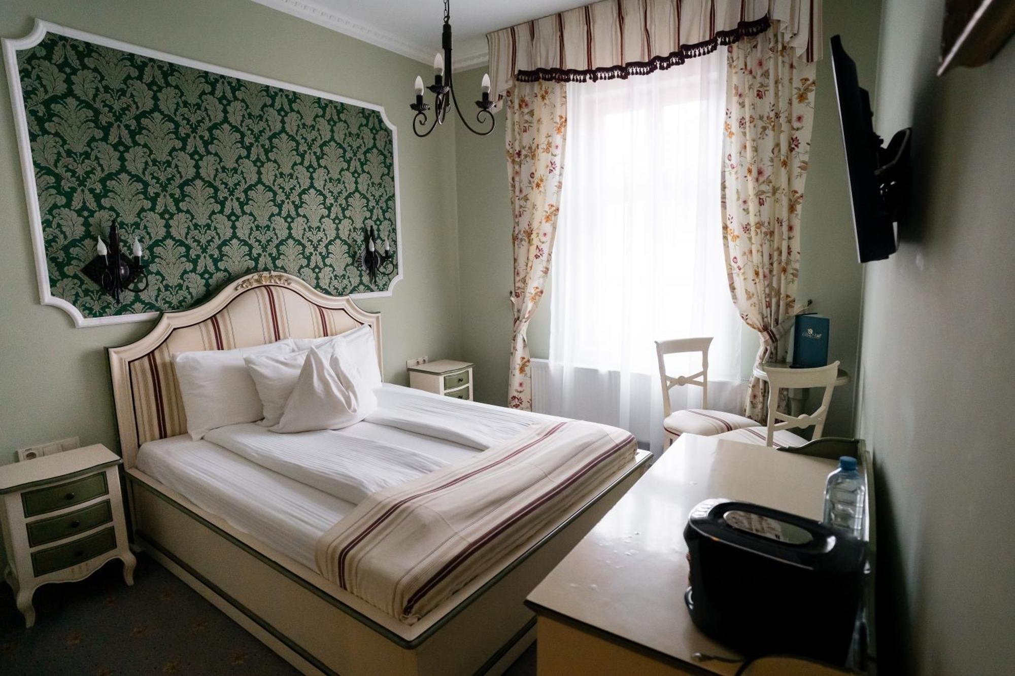 Rosen Villa Sibiu Buitenkant foto