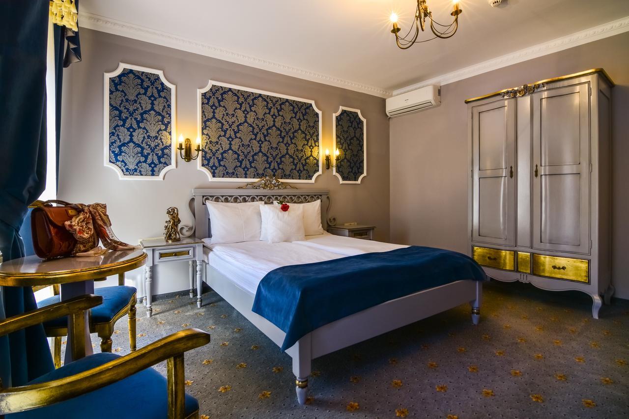 Rosen Villa Sibiu Buitenkant foto